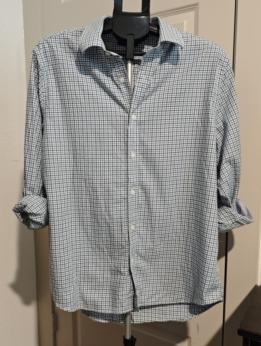 Nautica Men’s Long Sleeve Blue/ White Plaid Button Up Shirt Size L 16 1/2 32/33